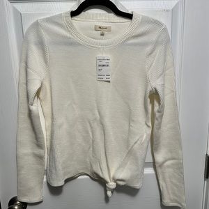 Long sleeve ribbed with tags